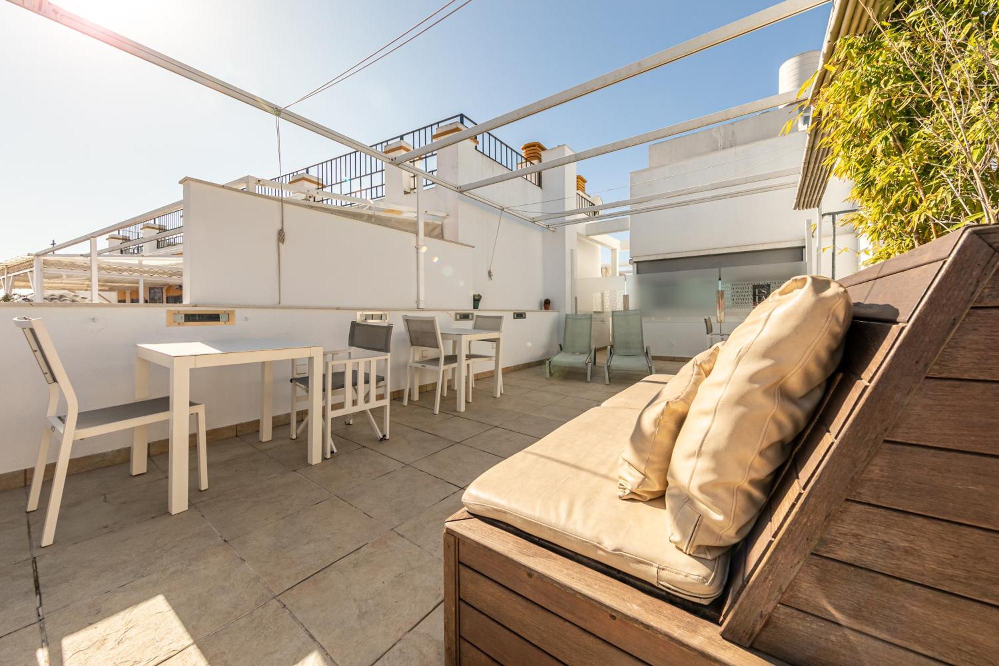 Apartamentos Eslava Sevilla Bagian luar foto
