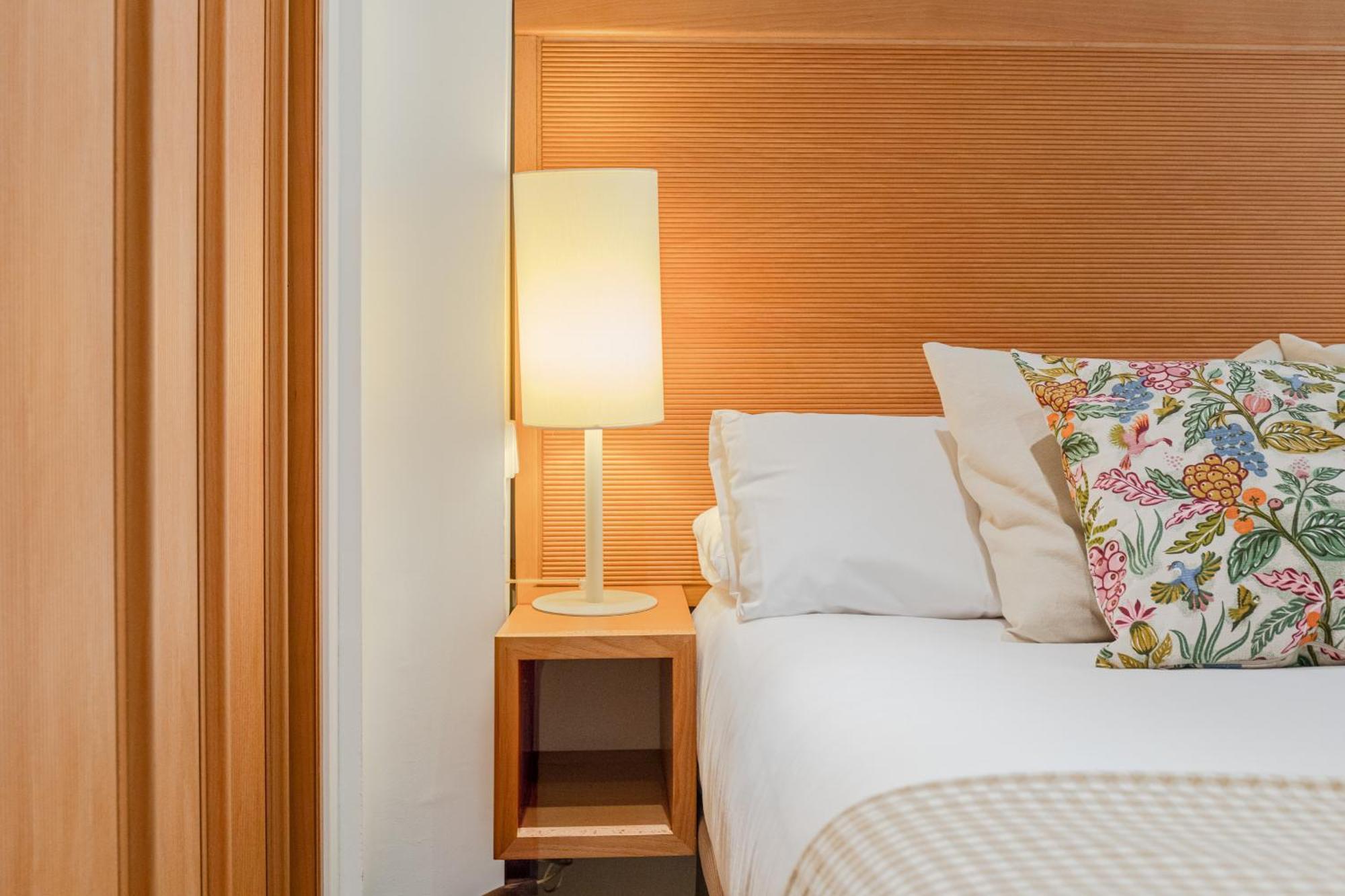 Apartamentos Eslava Sevilla Bagian luar foto
