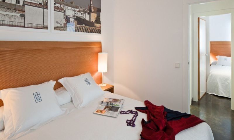 Apartamentos Eslava Sevilla Bagian luar foto